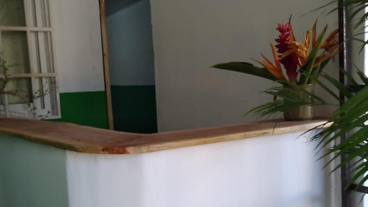 Hostel Travelers Chitré Екстериор снимка
