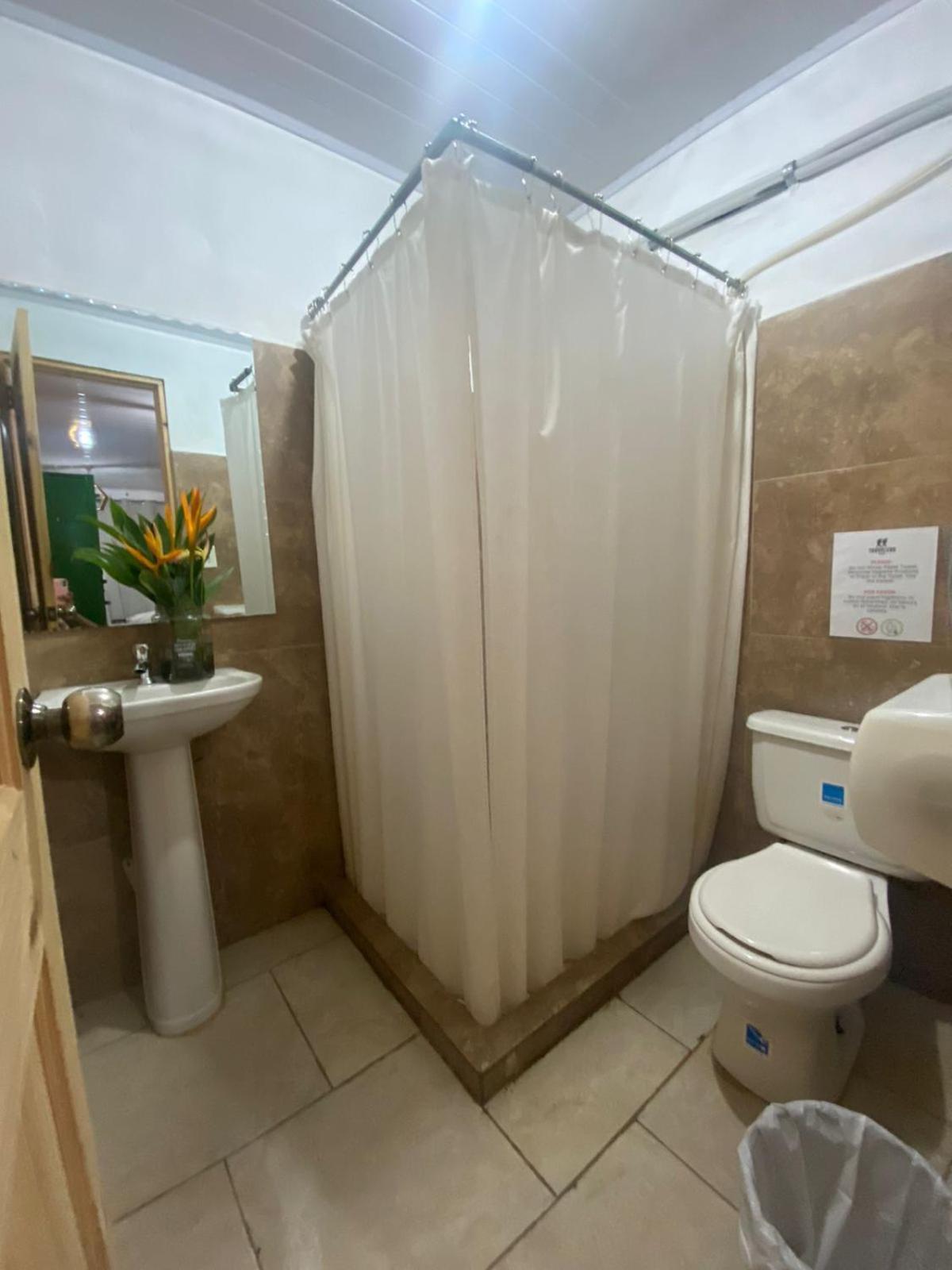 Hostel Travelers Chitré Екстериор снимка